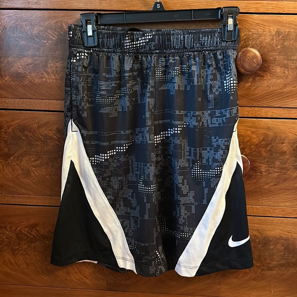Boy’s Nike shorts; Size XL; used;